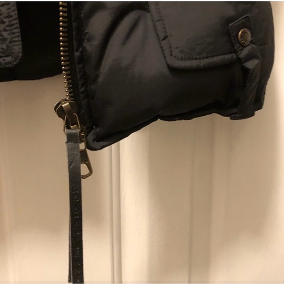 Puffer Jacket - Picture 7 of 9